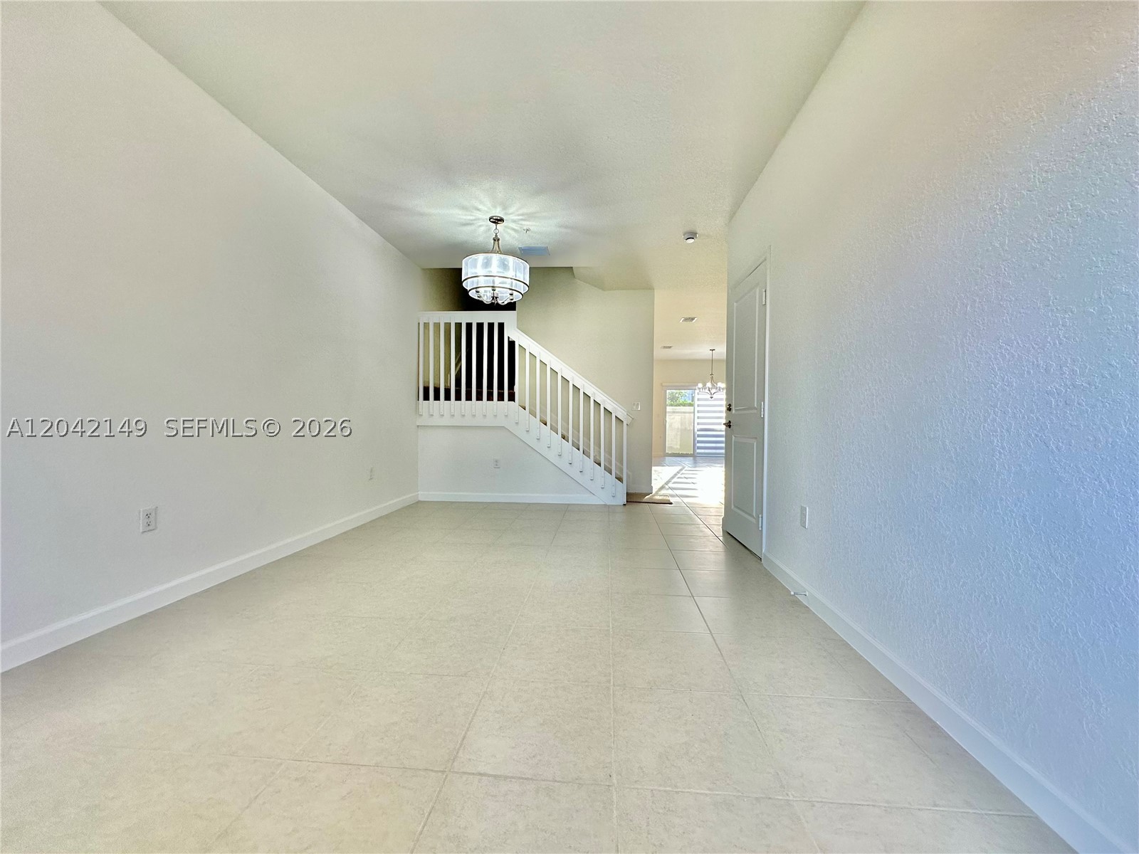 SKYRISE TOWNHOMES - Residential Lease