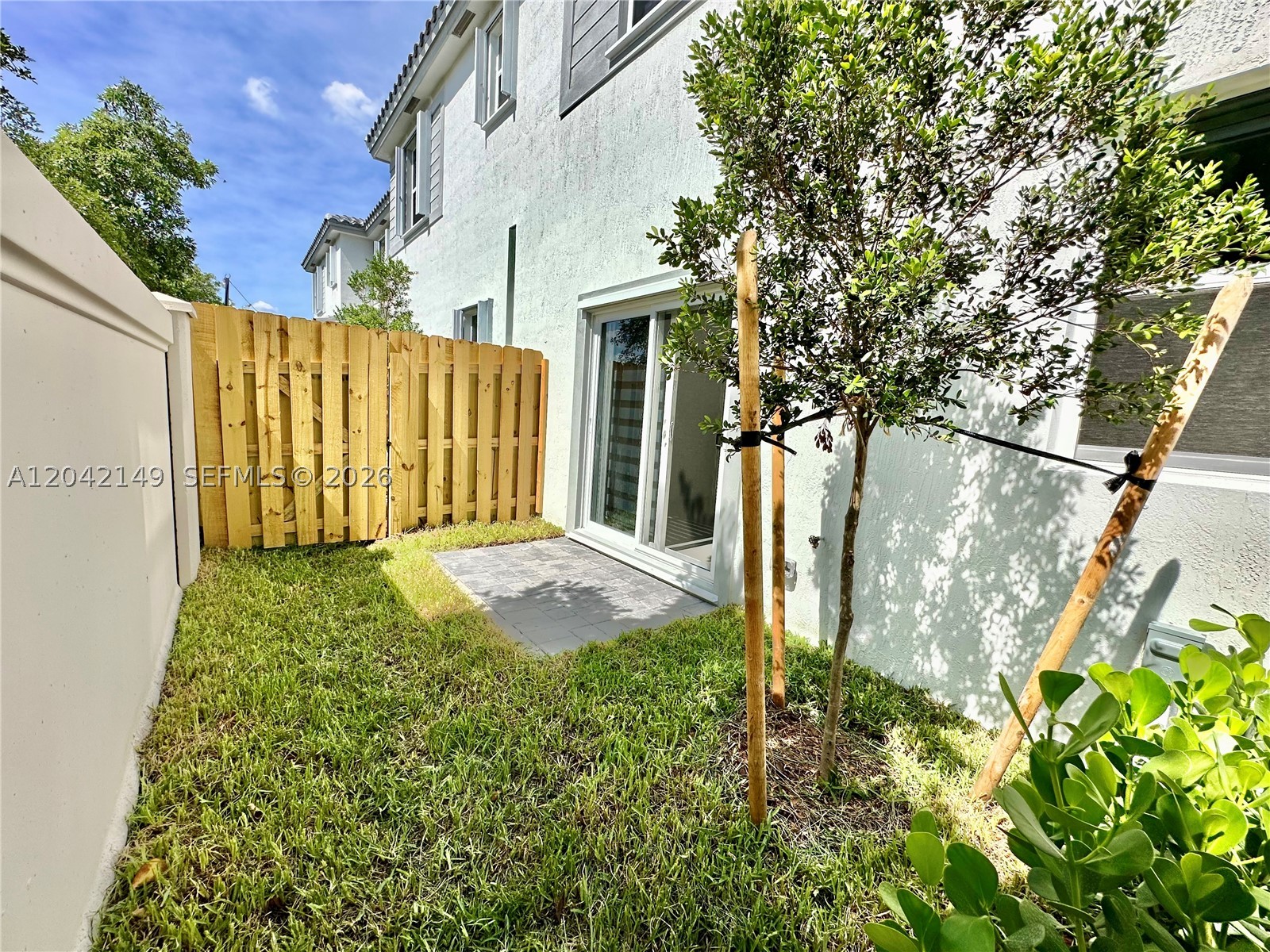 SKYRISE TOWNHOMES - Residential Lease