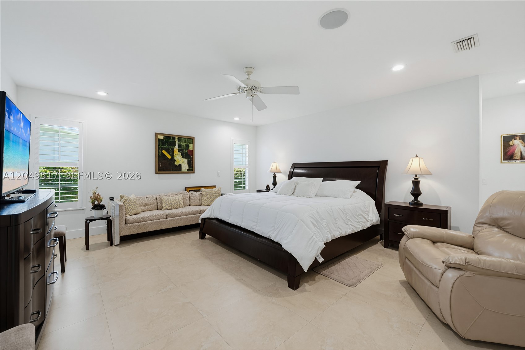 KINGS BAY SUB - Residential Lease