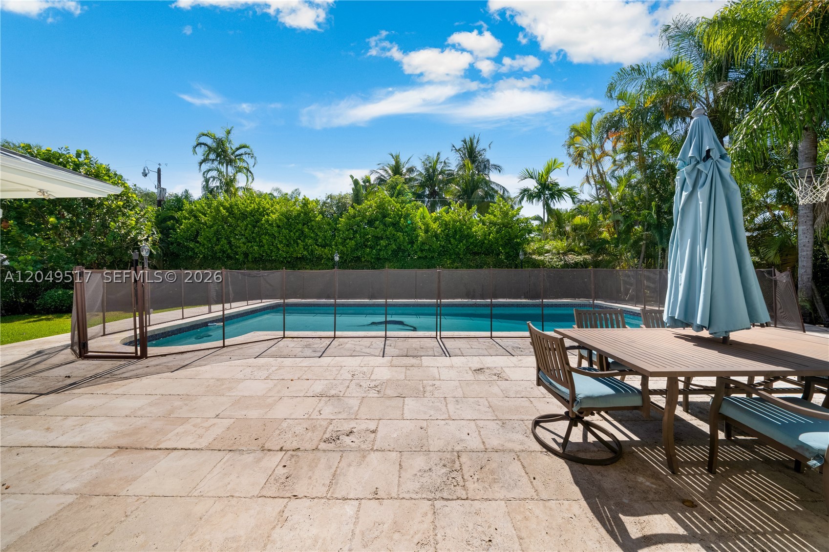 KINGS BAY SUB - Residential Lease