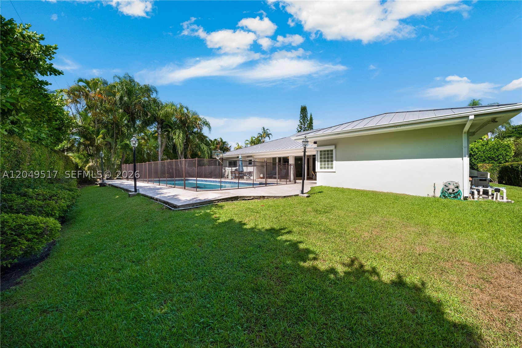KINGS BAY SUB - Residential Lease
