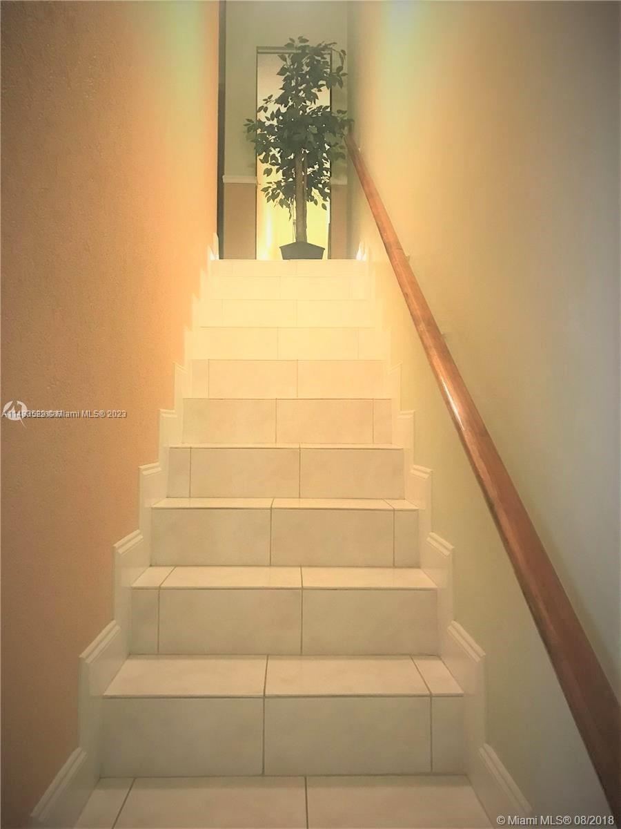 CORANES CONDO - Residential