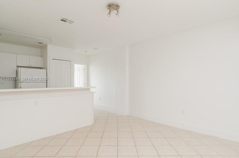 BIRD GROVE CONDO - Residential