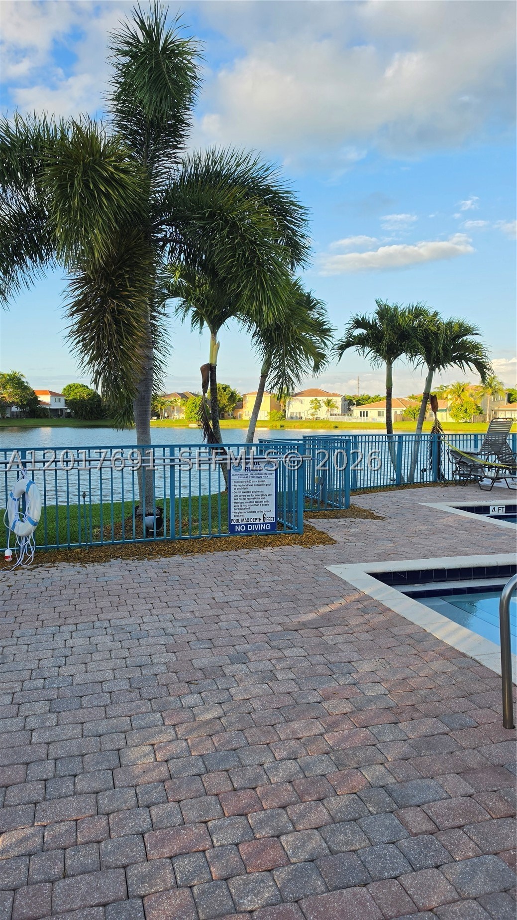 PORTOFINO BAY - Residential