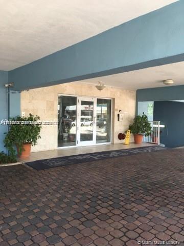 PORT ROYALE CONDO - Residential Lease