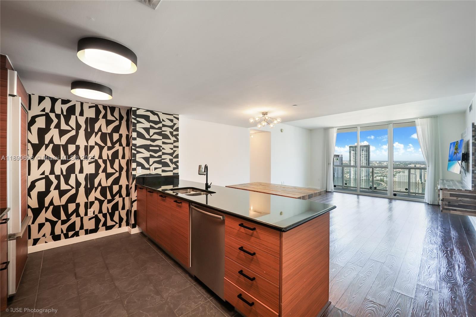 50 BISCAYNE CONDO - Residential