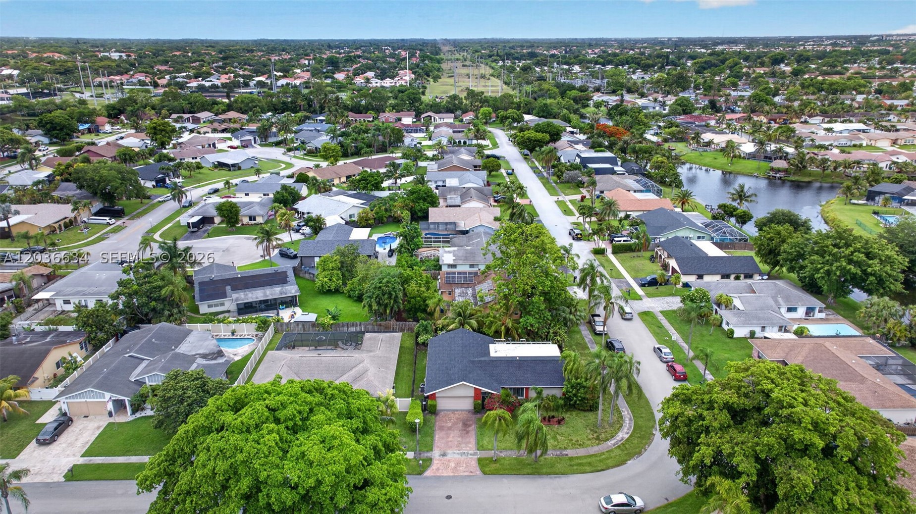 WILLOW CREEK - Residential