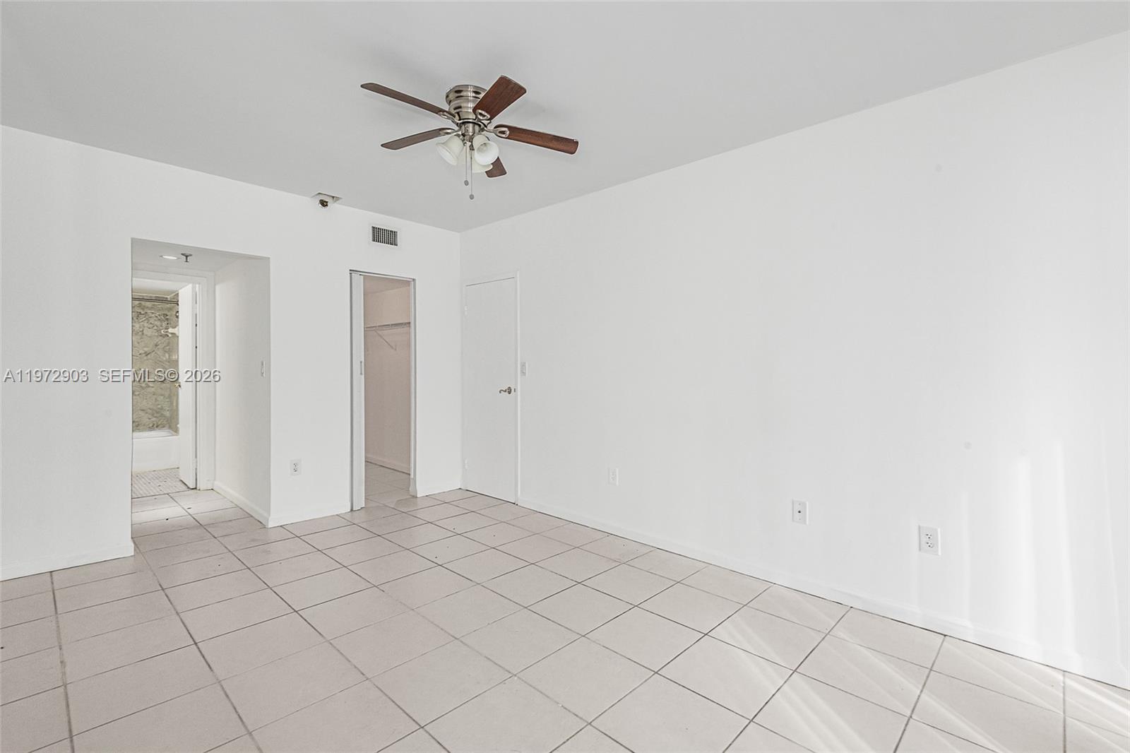 VENETIA CONDO - Residential