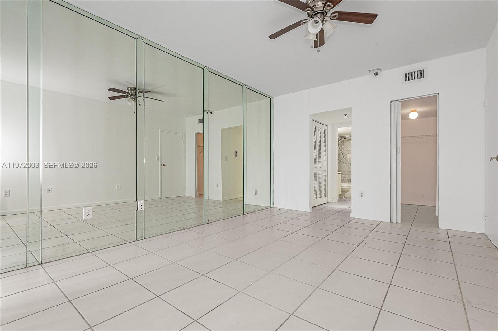VENETIA CONDO - Residential