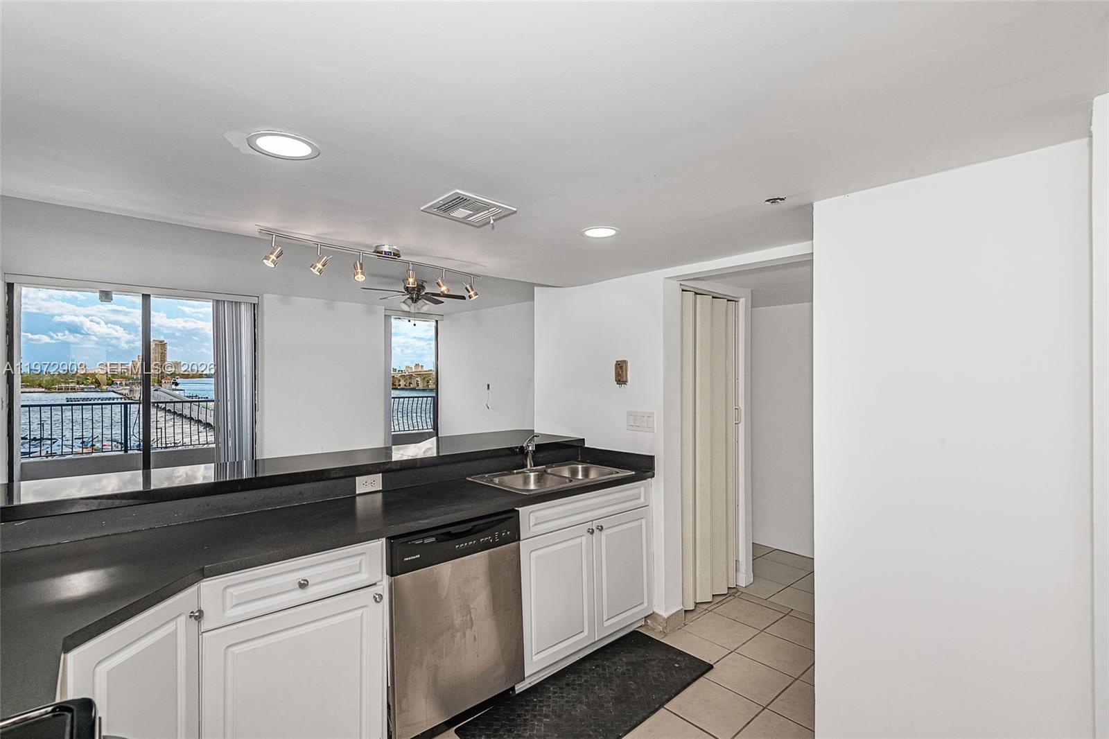VENETIA CONDO - Residential