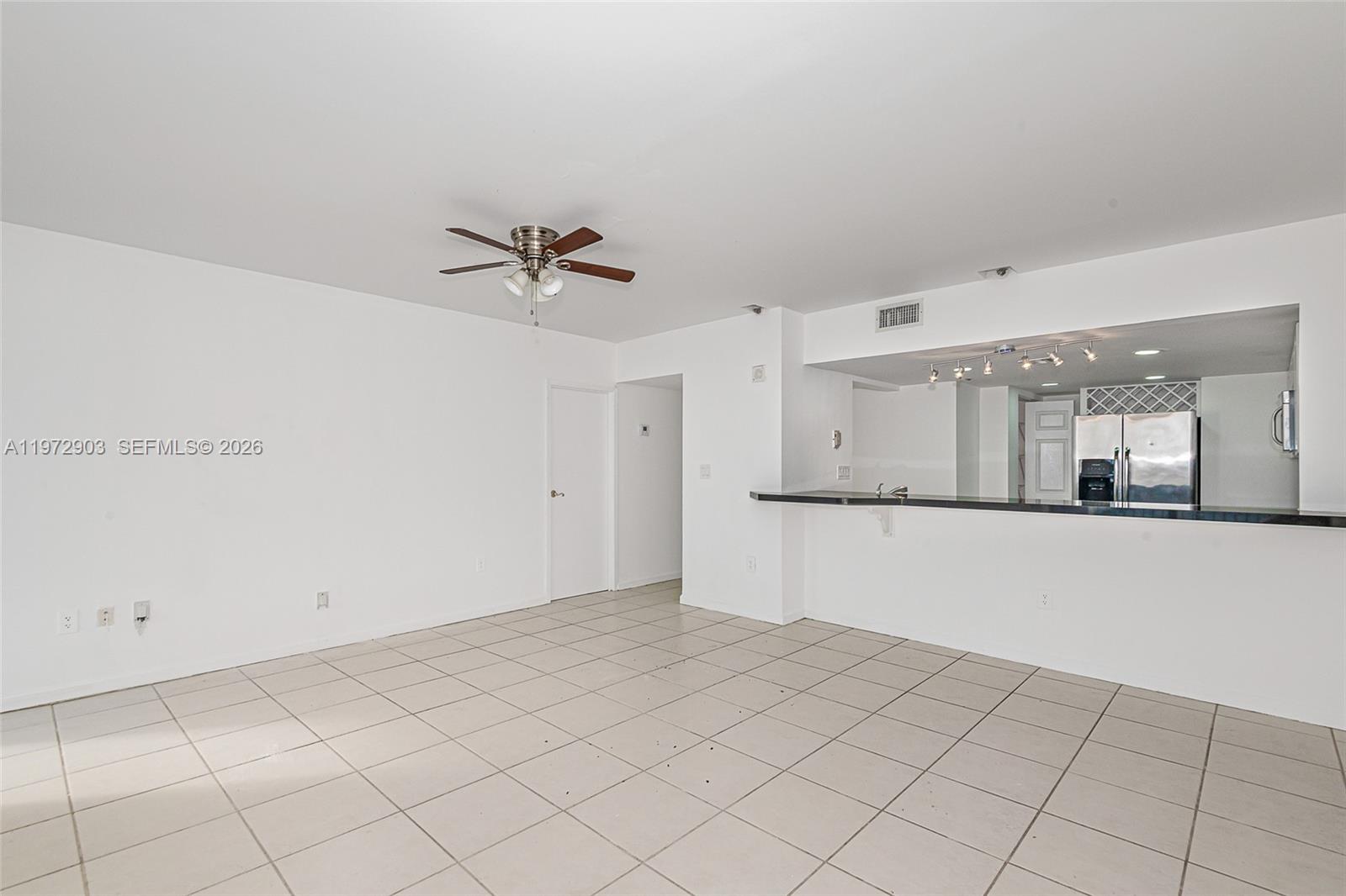 VENETIA CONDO - Residential