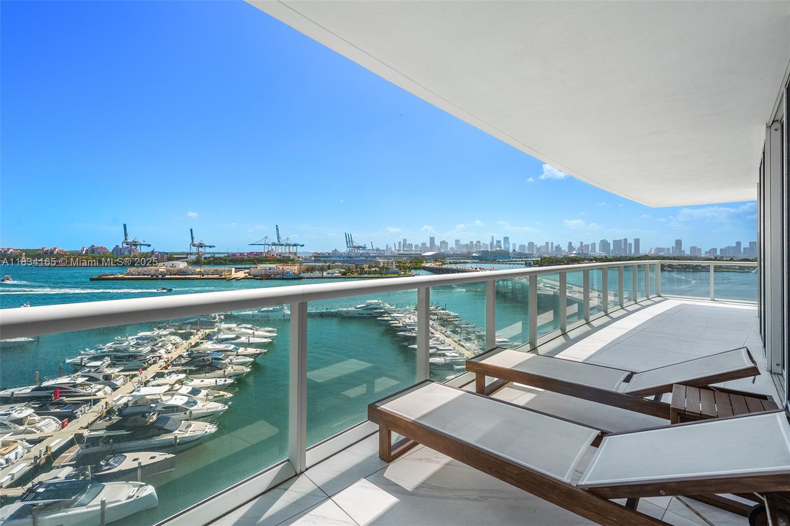 ICON CONDO - Residential
