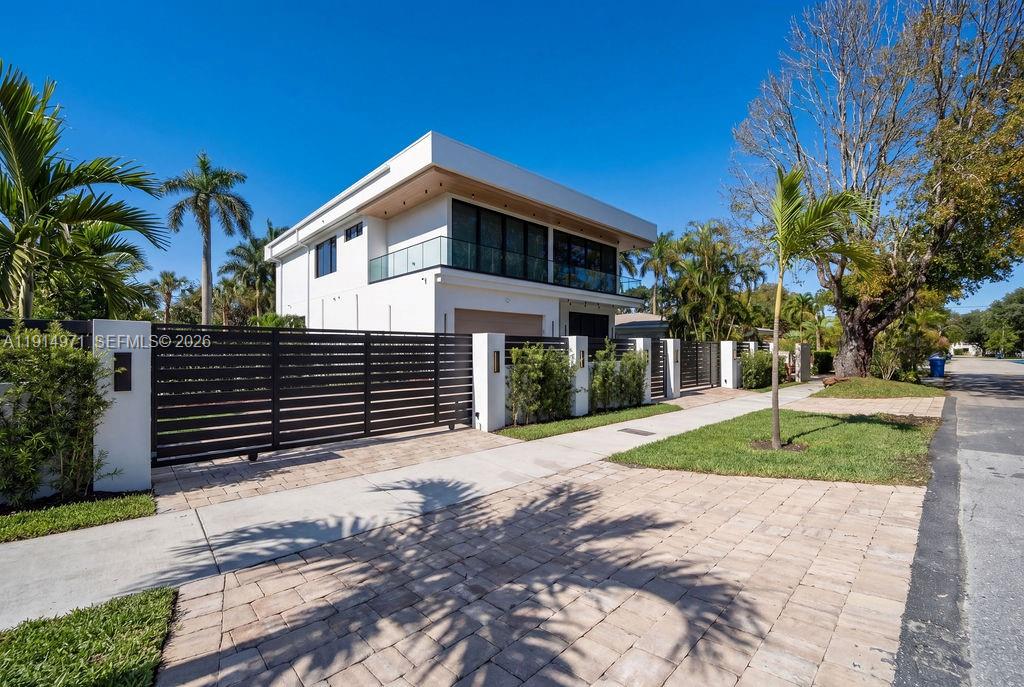 VICTORIA PARK - Residential
