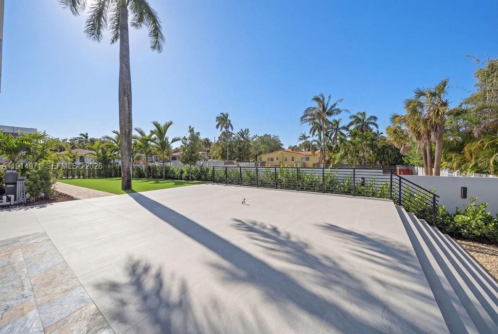 VICTORIA PARK - Residential