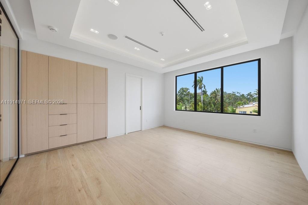 VICTORIA PARK - Residential