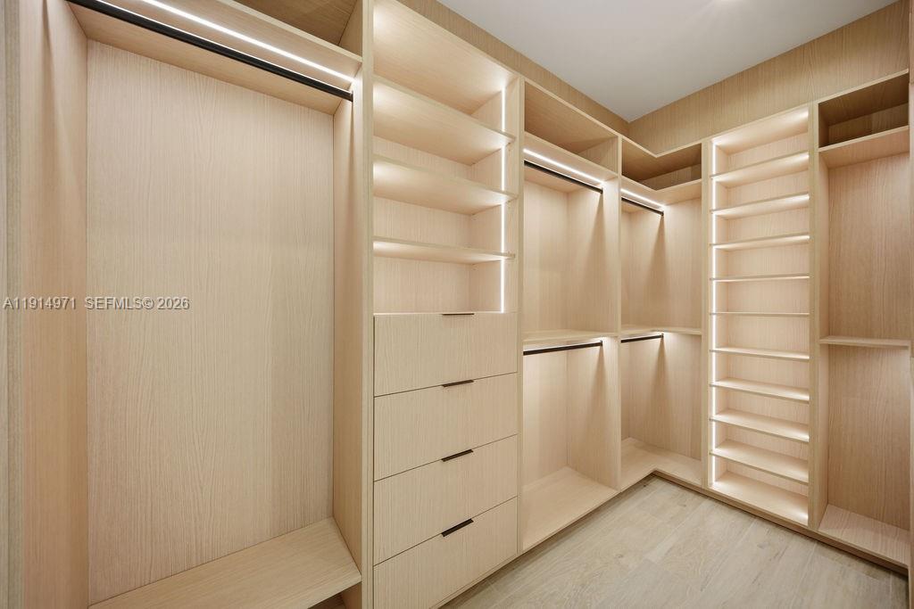 VICTORIA PARK - Residential