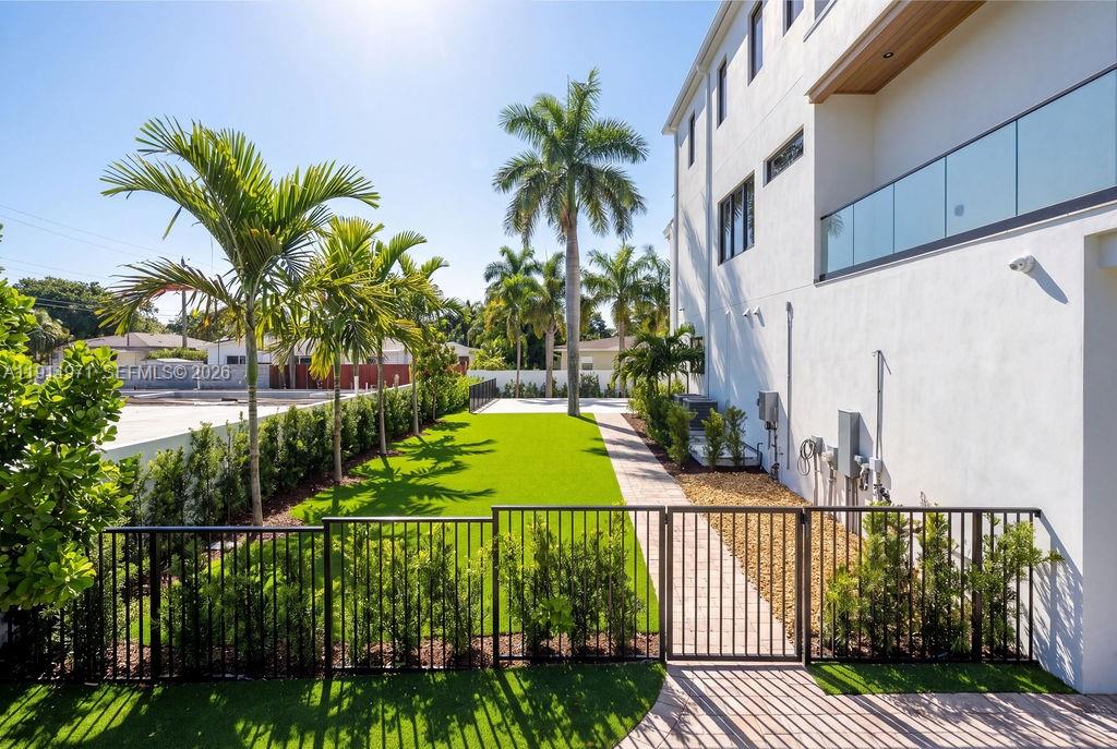 VICTORIA PARK - Residential