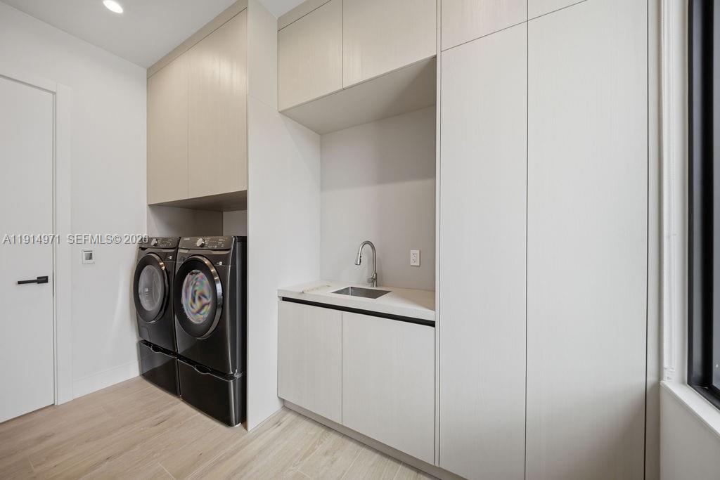 VICTORIA PARK - Residential