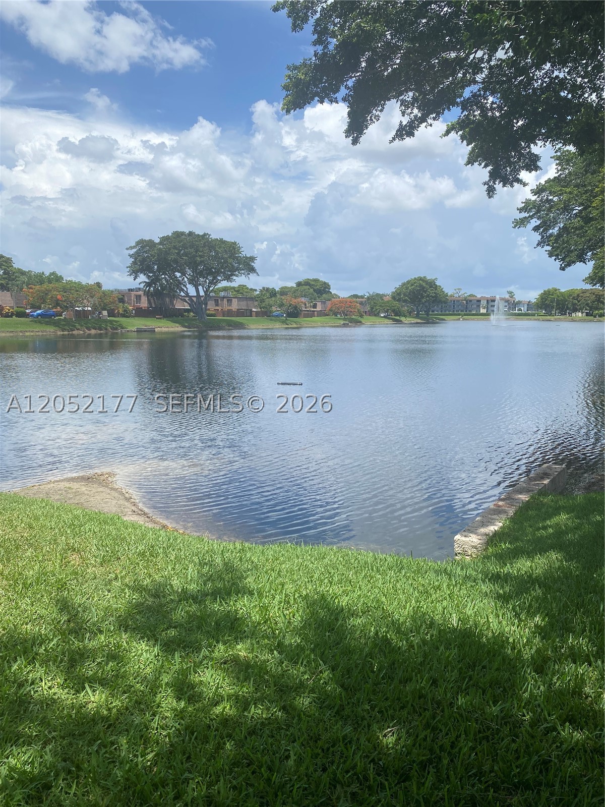 SPRINGDALE HOMES - Residential