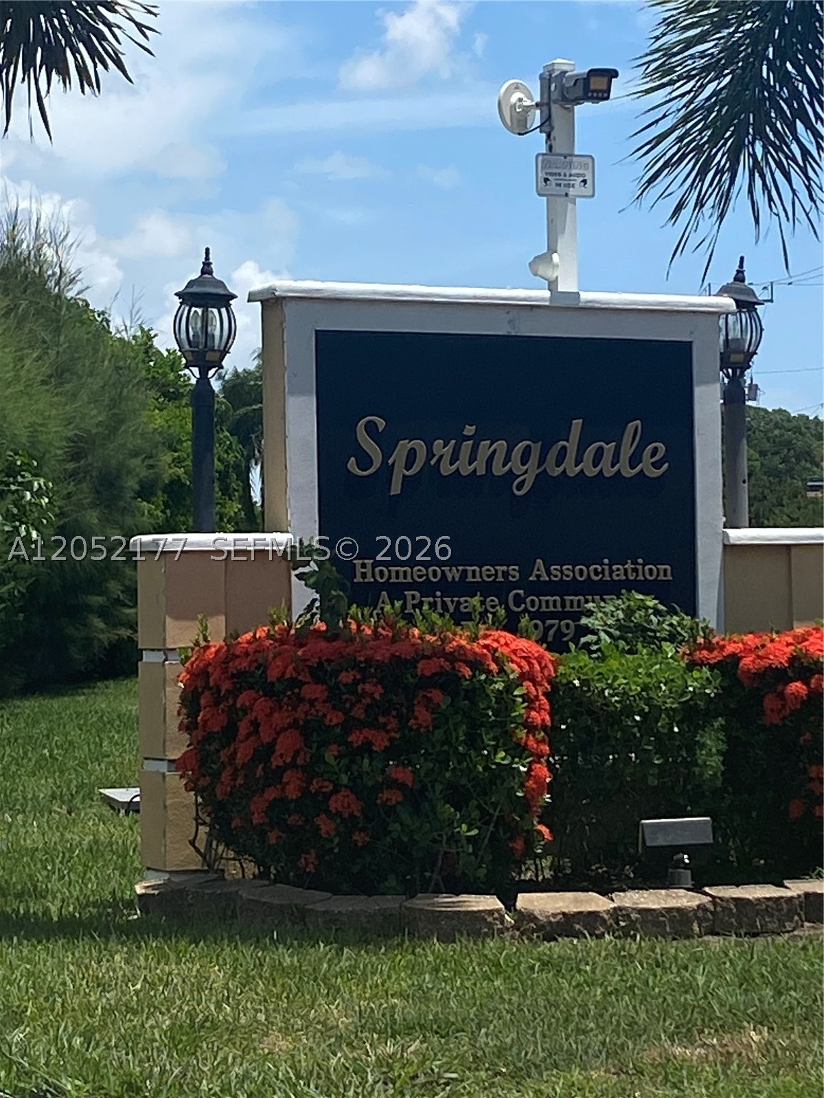 SPRINGDALE HOMES - Residential