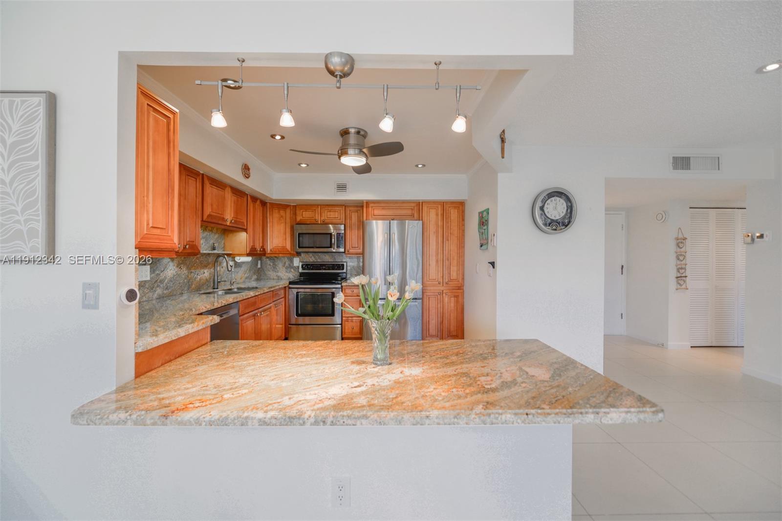 FAIRWAYS RIVIERA NORTH CO - Residential