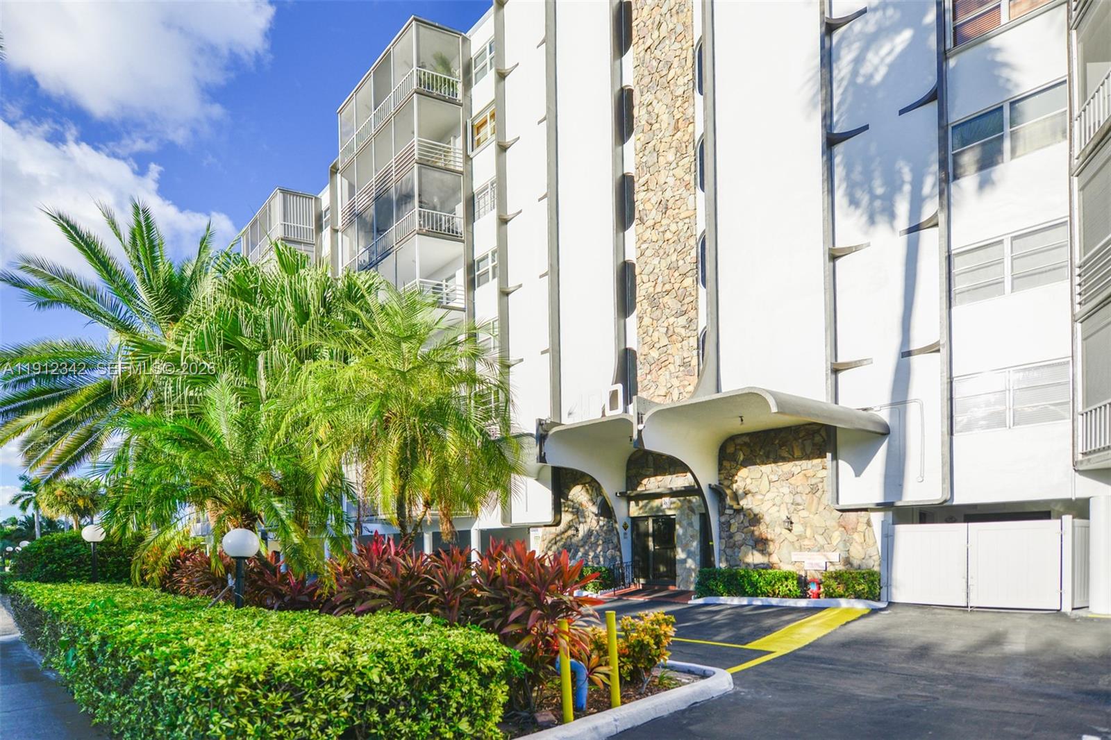 FAIRWAYS RIVIERA NORTH CO - Residential