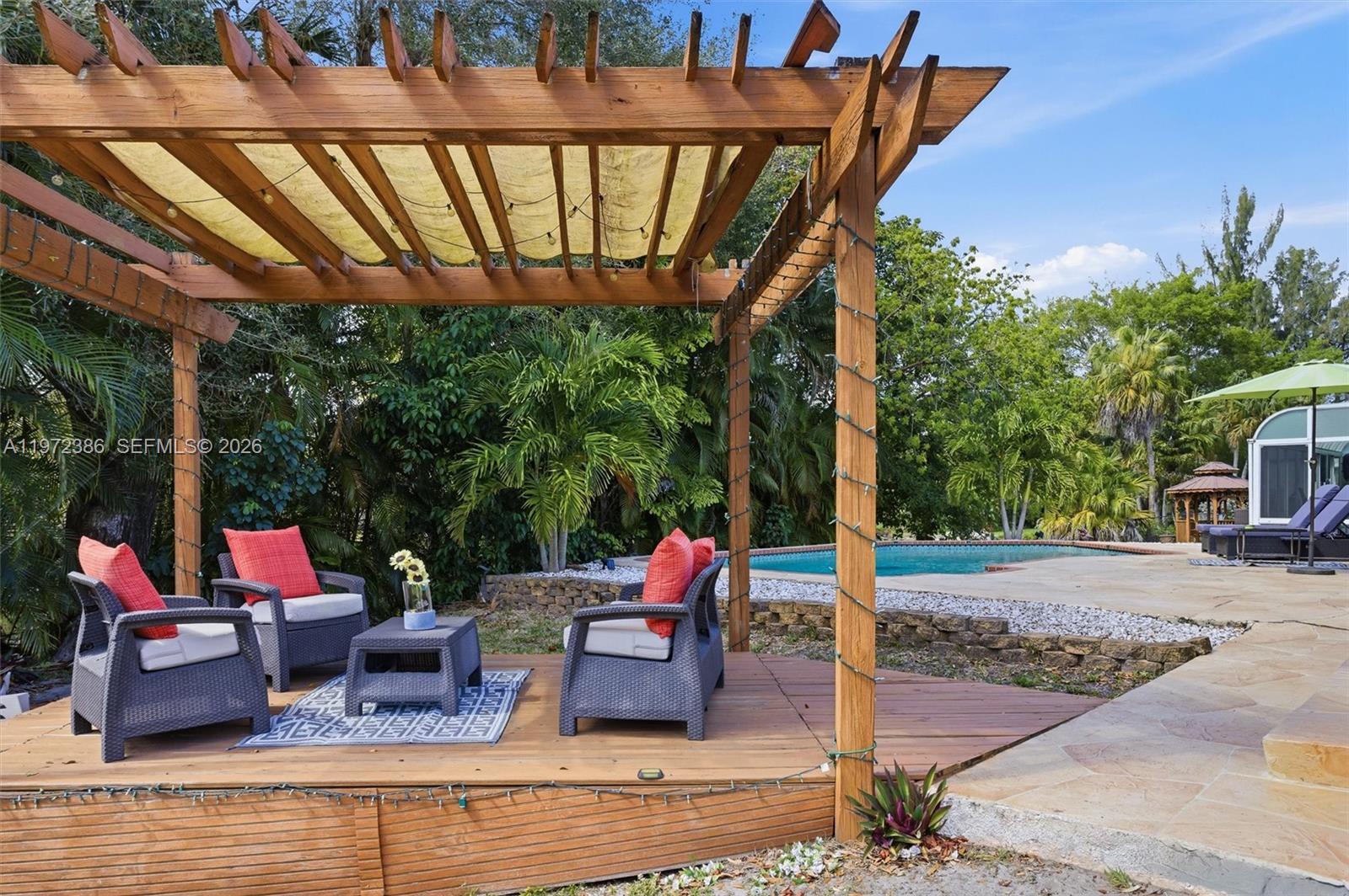 Plantation Acress - Residential