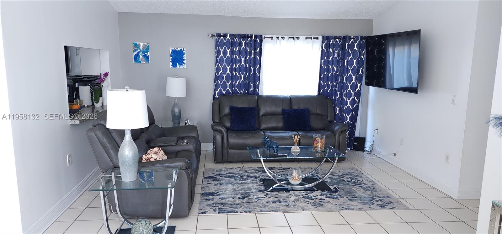 LAKES BY THE BAY SEC 5 - Residential