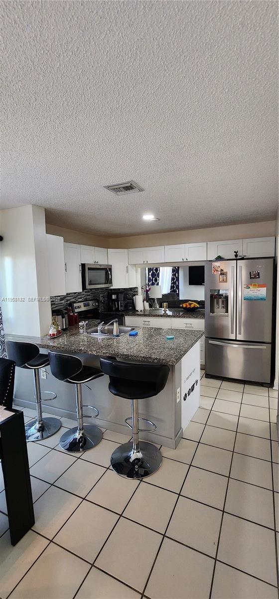 LAKES BY THE BAY SEC 5 - Residential