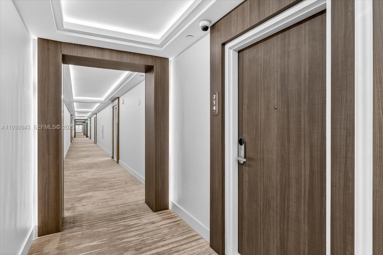 RONEY PALACE CONDO - Residential Lease