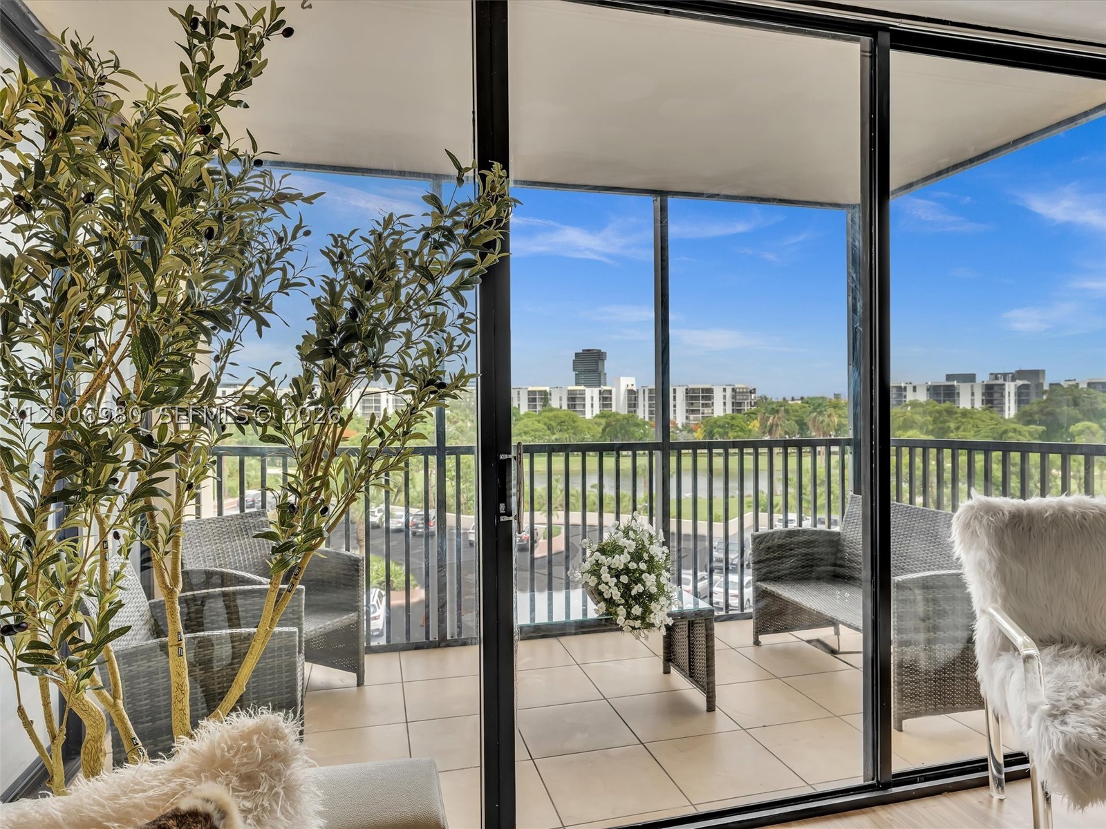 CORONADO CONDO- TOWER II - Residential