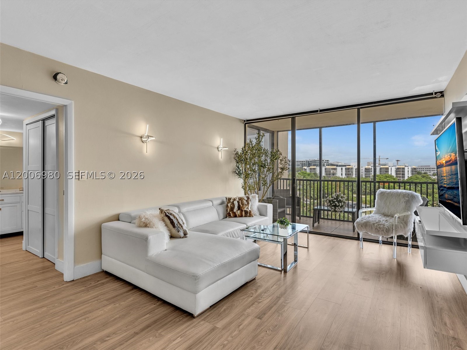 CORONADO CONDO- TOWER II - Residential