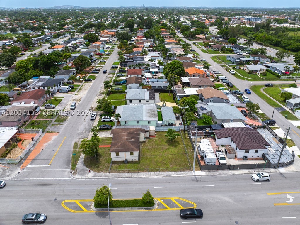 PALM ESTATES - Residential