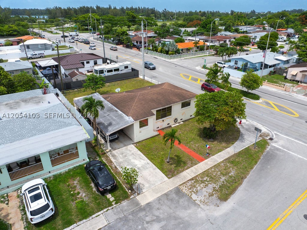 PALM ESTATES - Residential