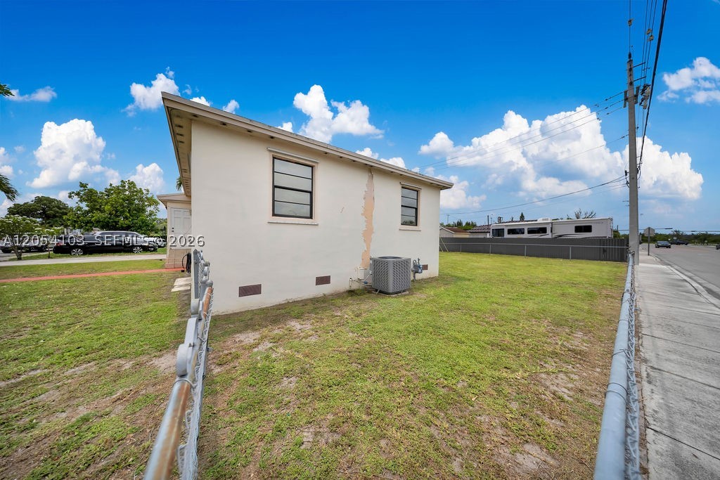 PALM ESTATES - Residential