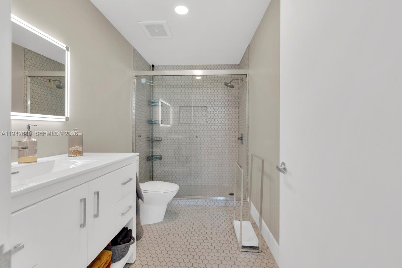 Uptown Marina Lofts - Residential