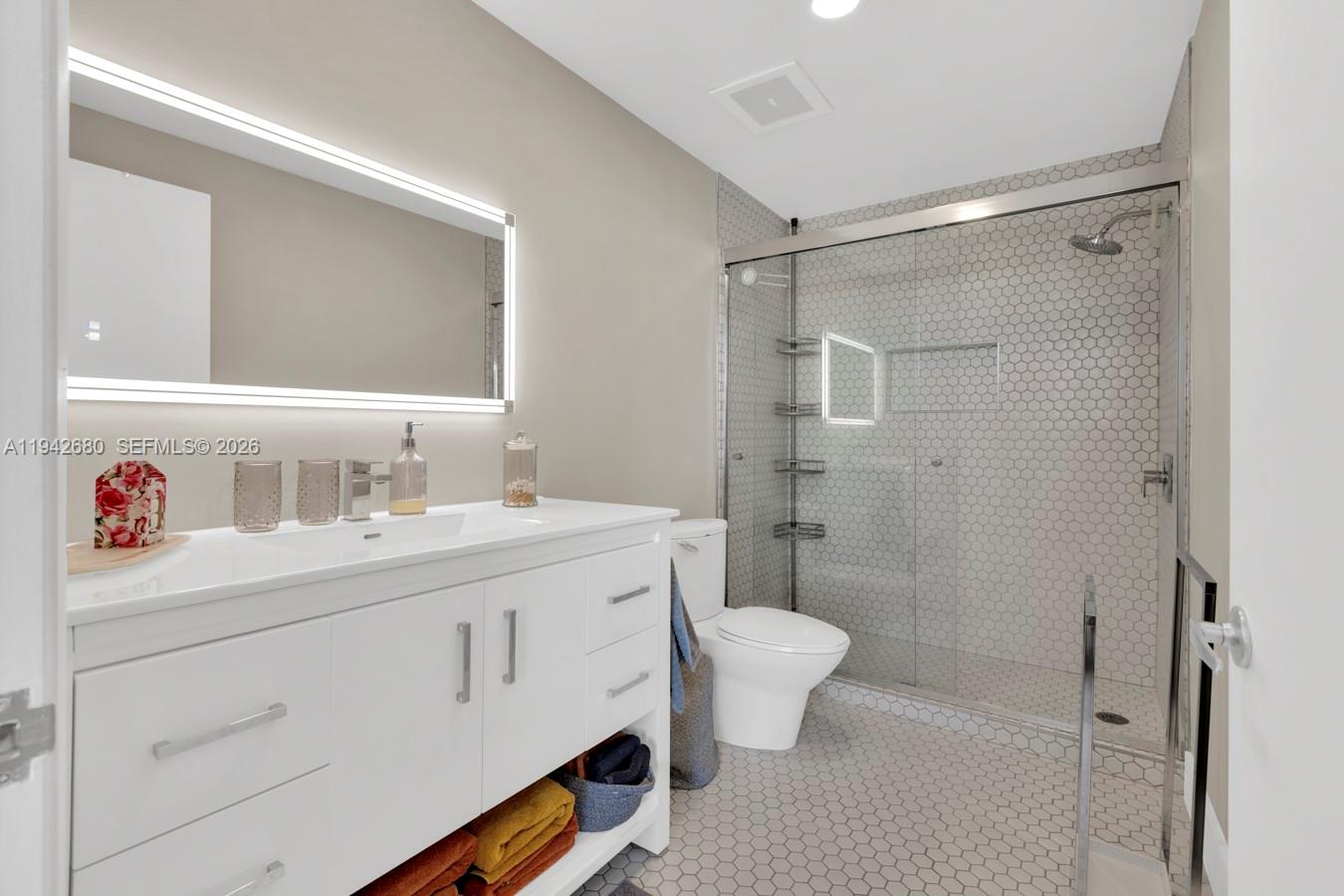Uptown Marina Lofts - Residential
