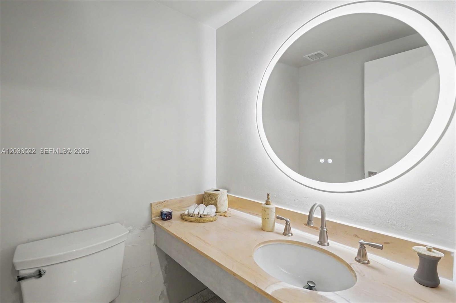 HEMISPHERES CONDO - Residential Lease