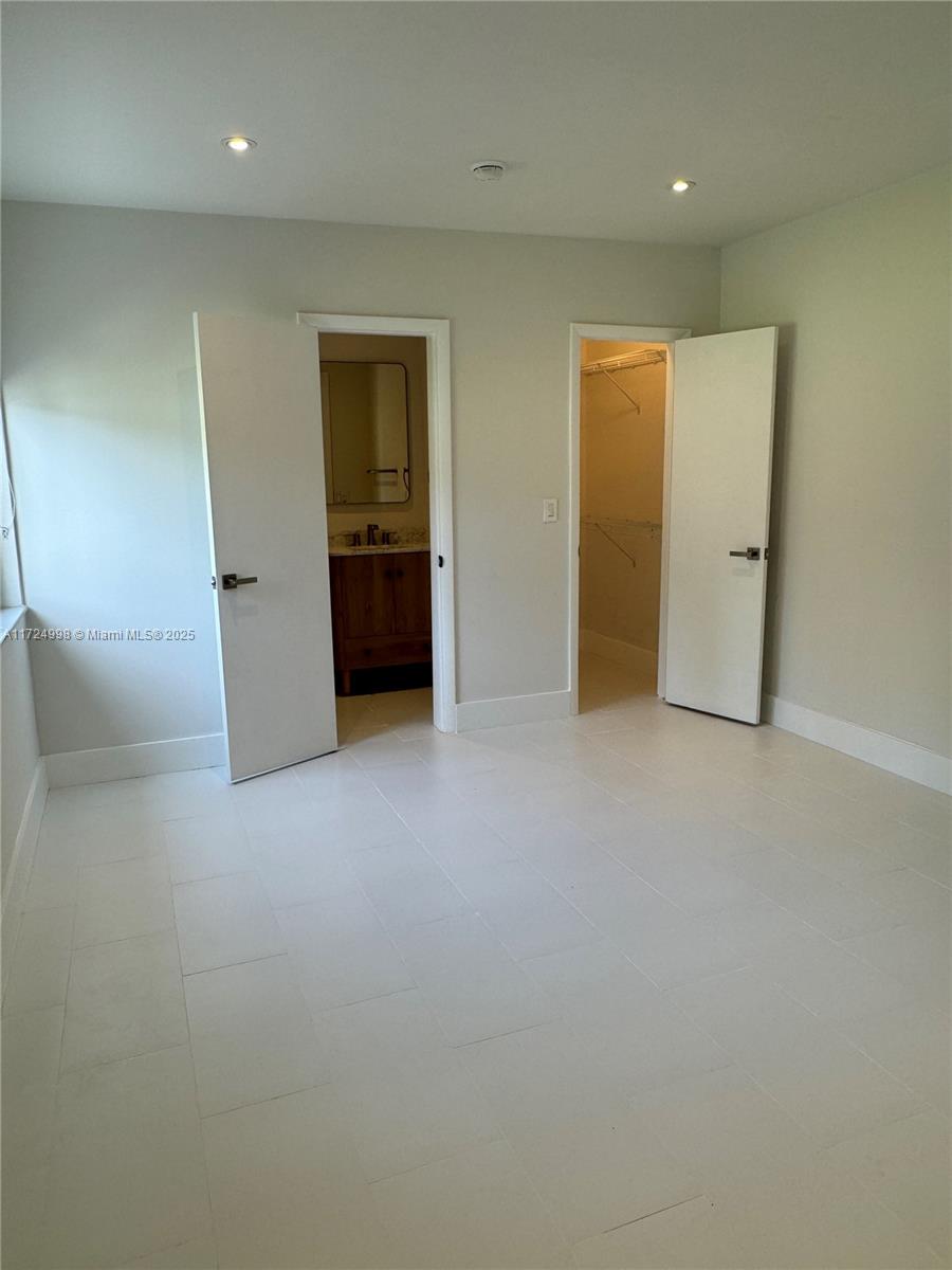 HIA 13 ADDN AMD PL REV - Residential Lease