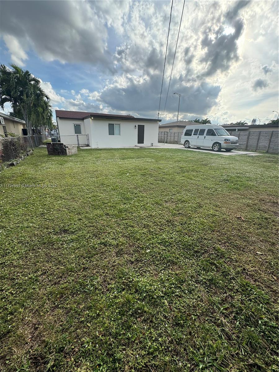 HIA 13 ADDN AMD PL REV - Residential Lease