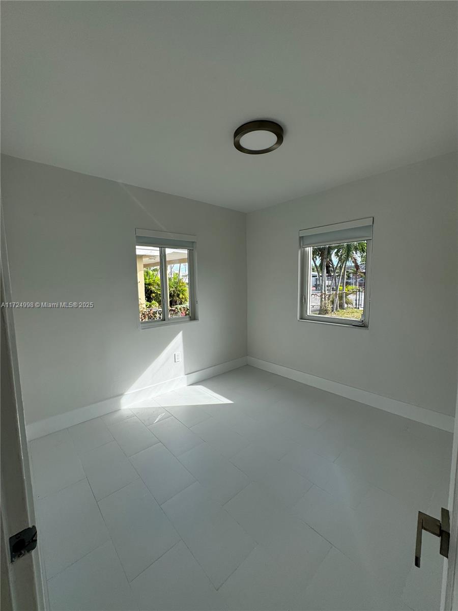 HIA 13 ADDN AMD PL REV - Residential Lease