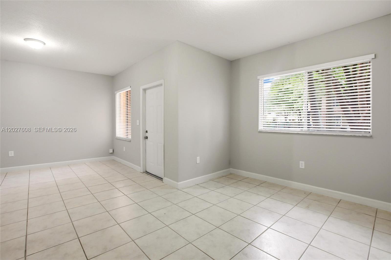SILVER PALM HOMES - Residential