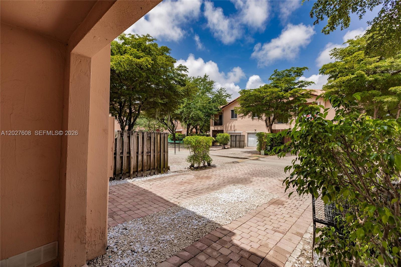 SILVER PALM HOMES - Residential