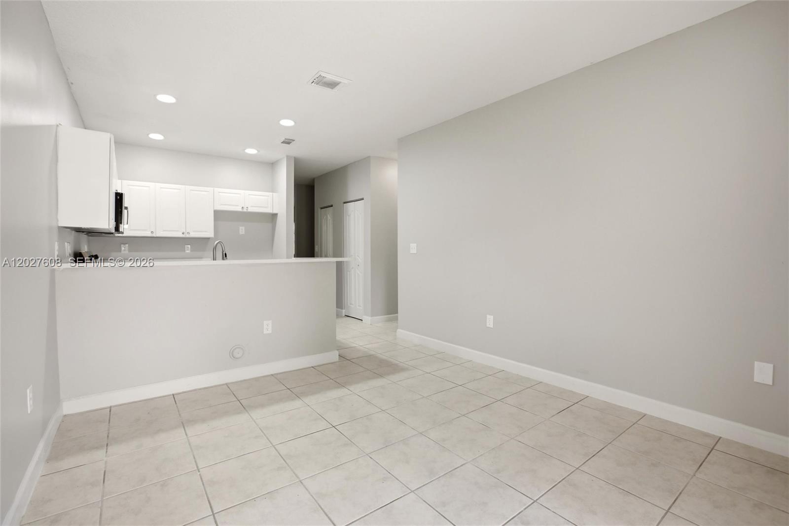 SILVER PALM HOMES - Residential