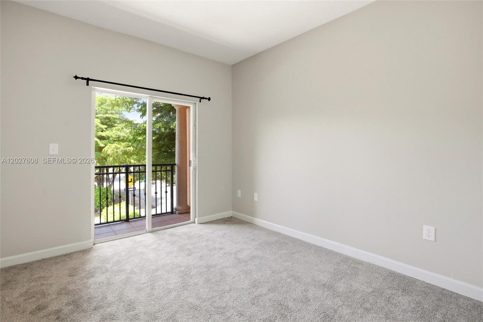 SILVER PALM HOMES - Residential