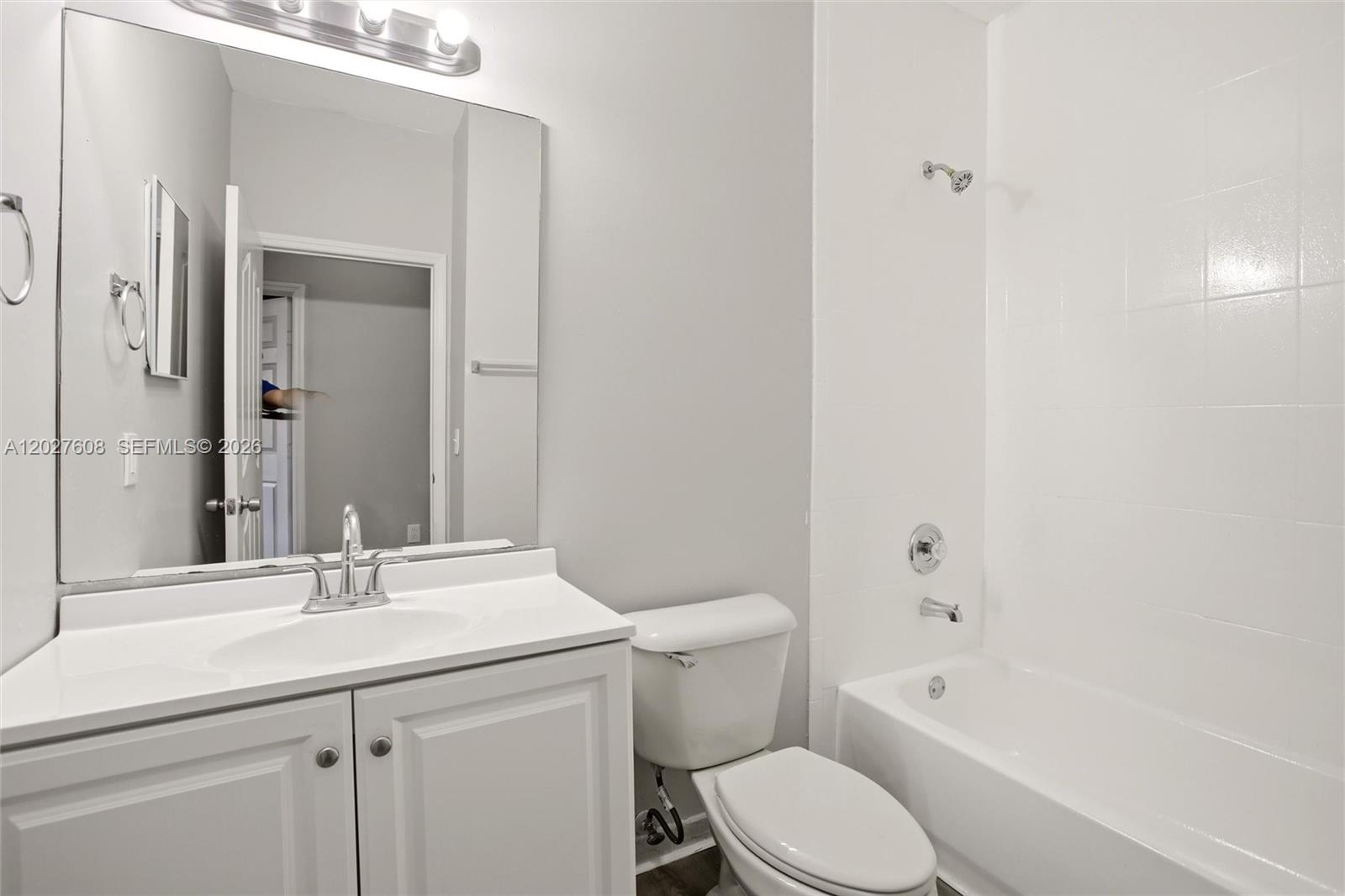 SILVER PALM HOMES - Residential