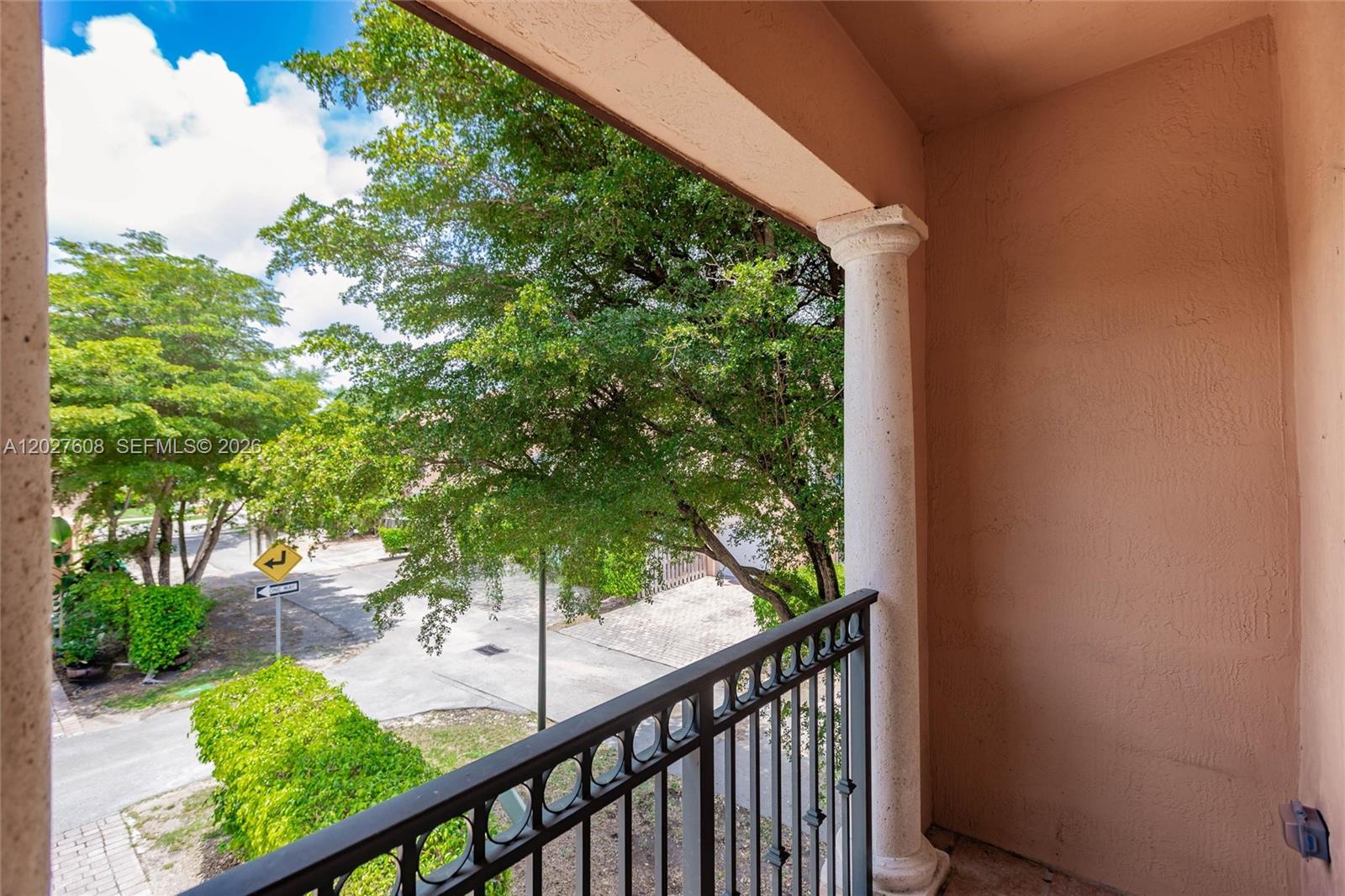SILVER PALM HOMES - Residential