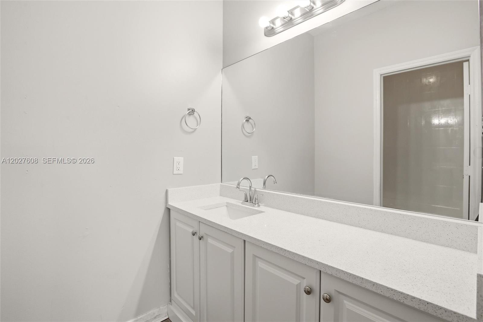 SILVER PALM HOMES - Residential