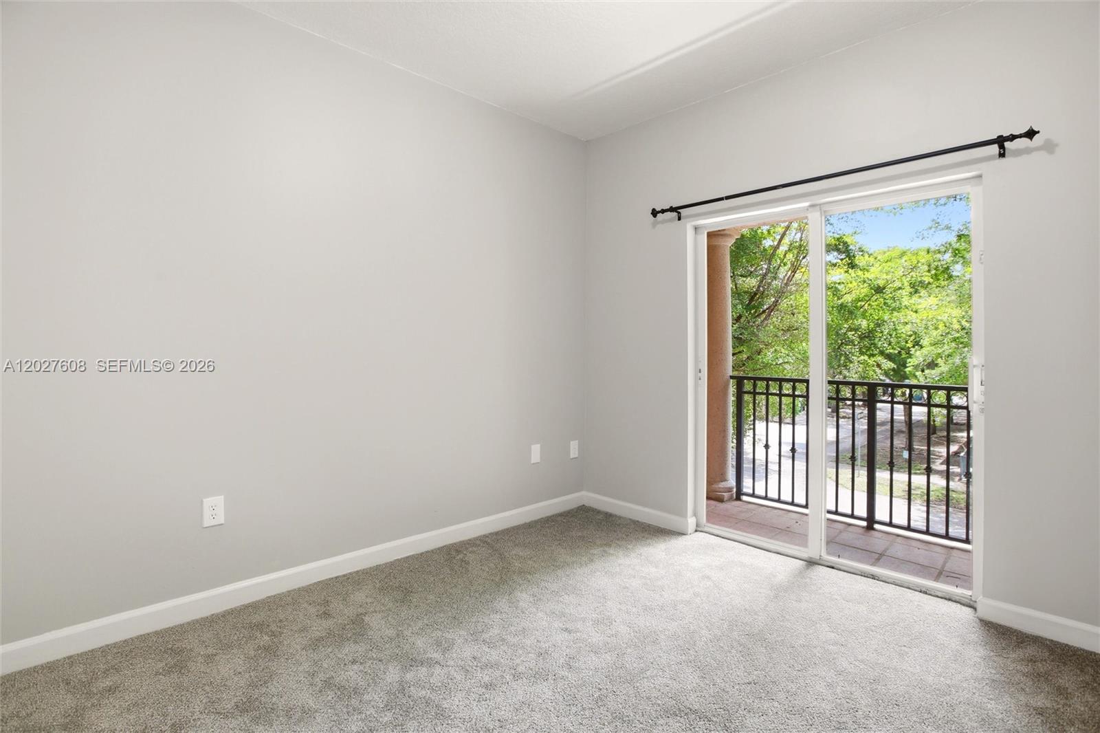 SILVER PALM HOMES - Residential