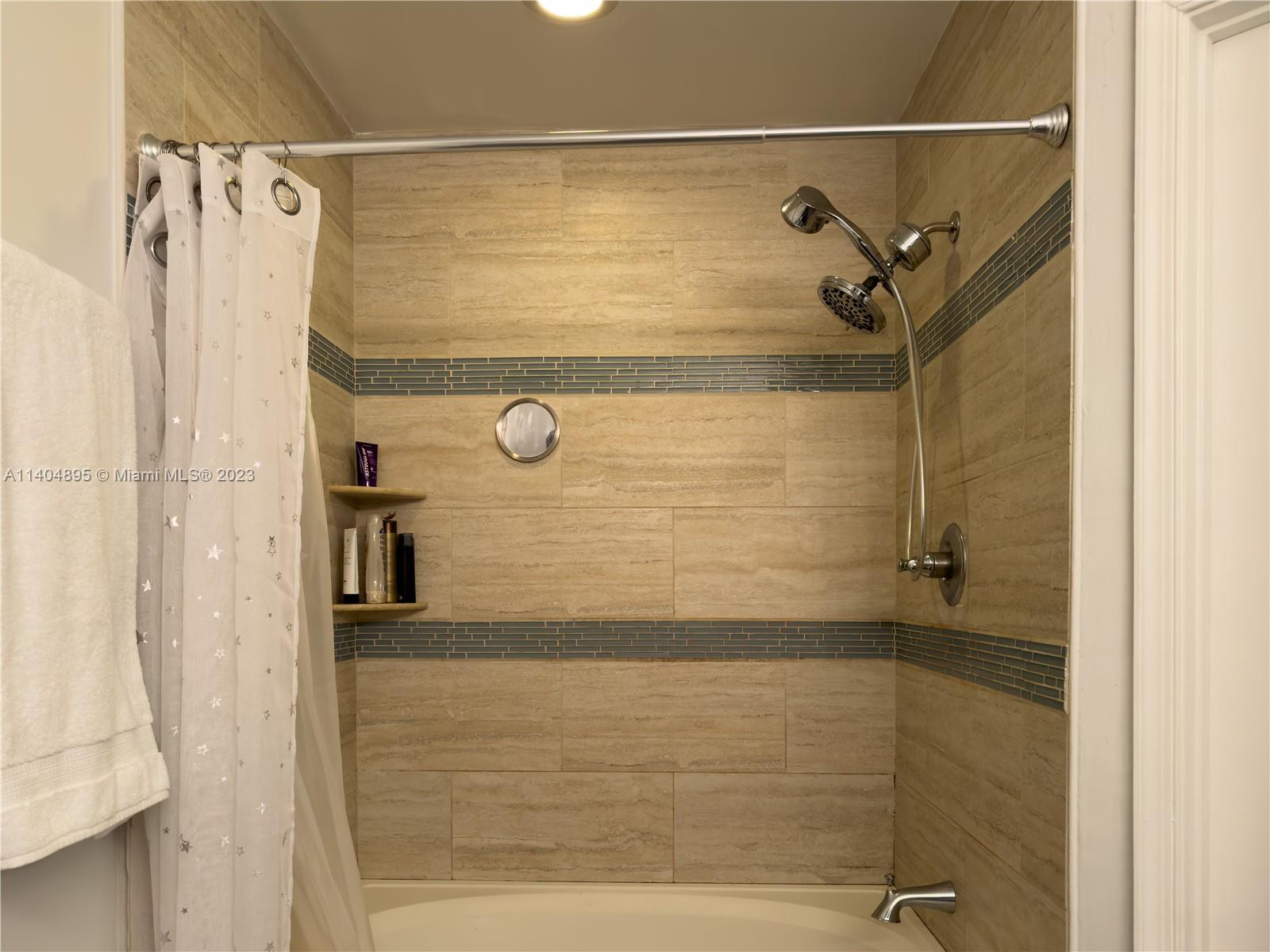 BONAVENTURE - Residential Lease